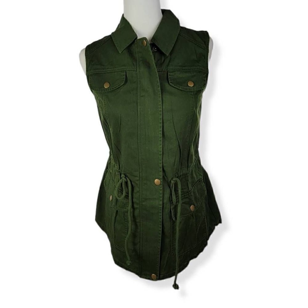Sweet Wanderer Green Utility Floral Vest Small